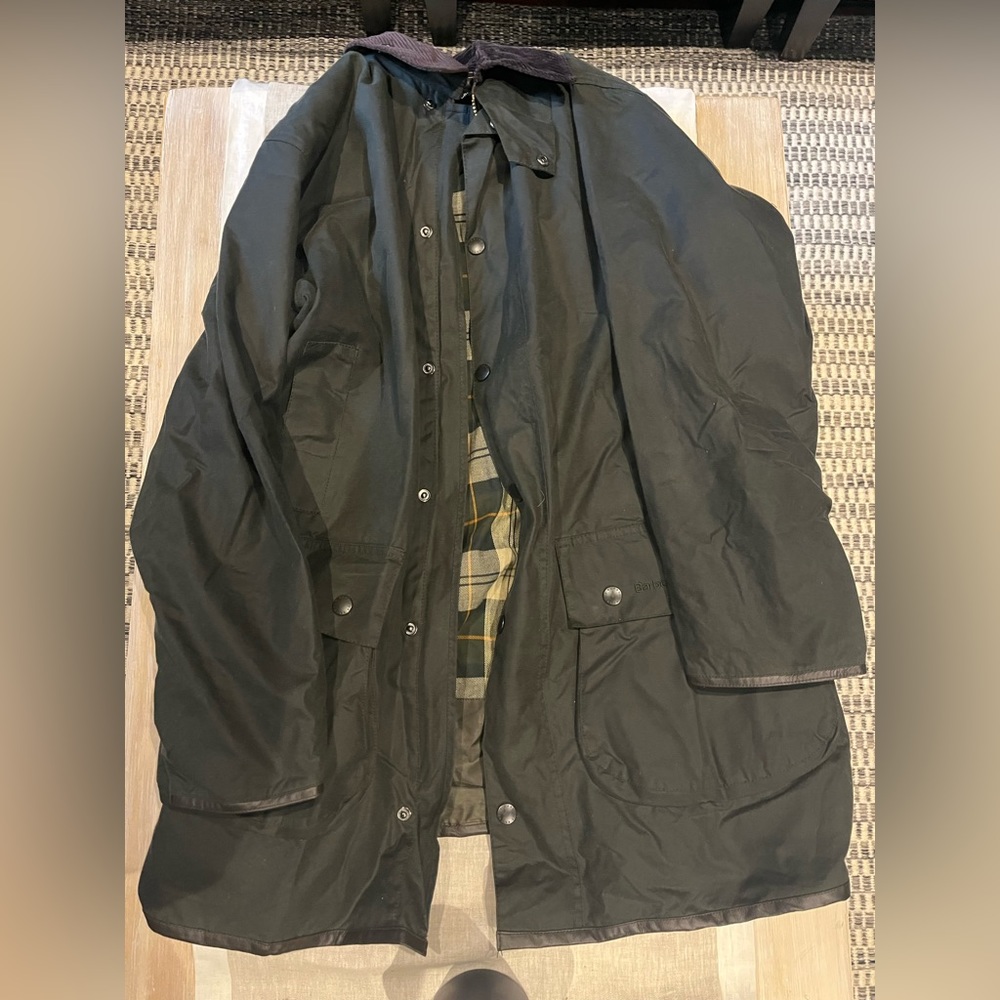 NWOT BARBOUR BORDER SIZE 40 - CUSTOM ADDITIONS FROM BARBOUR